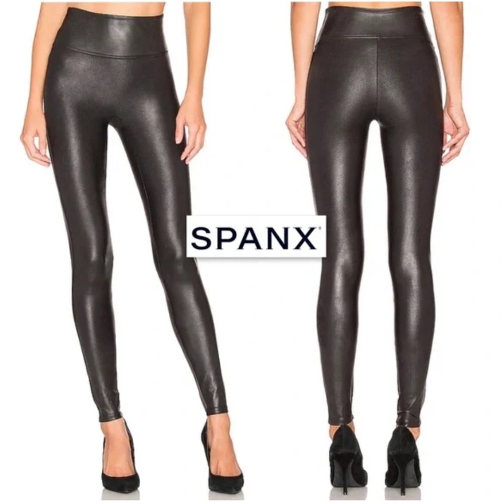 SPANX Faux Stretch Faux Leather Leggings in Black Size 1X